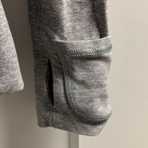 Lululemon running top - Picture 4 of 5